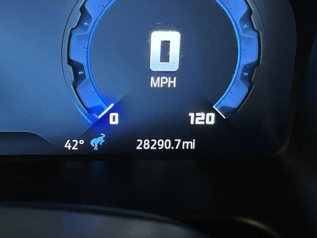 Used 2025 Ford Bronco Badlands image 6