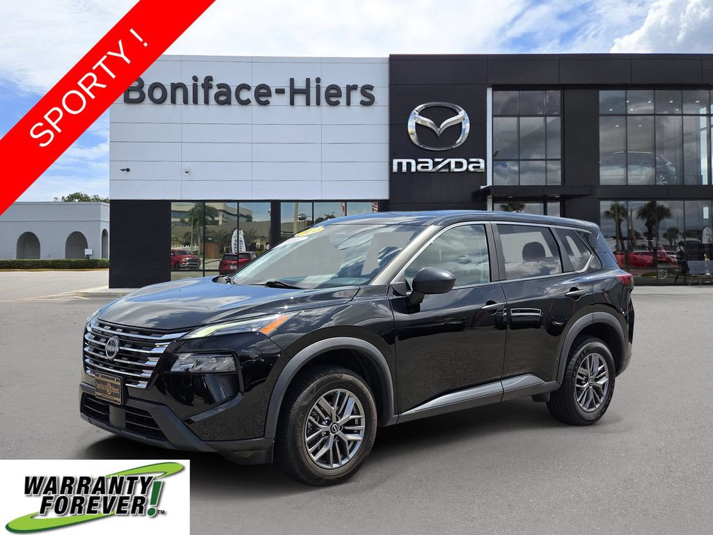 Used 2024 Nissan Rogue S AWD/4WD image 3