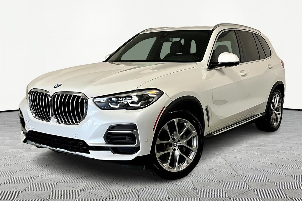 Used 2023 BMW X5 xDrive40i AWD/4WD image 2