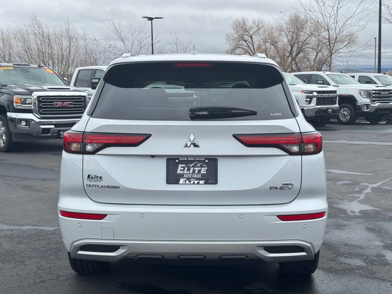 Used 2023 Mitsubishi Outlander SEL image 7