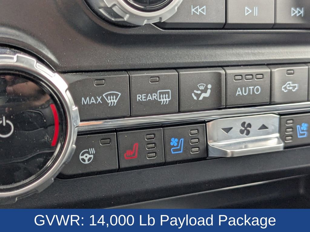 Certified 2025 Ford F450 Lariat w/ Lariat Ultimate Package image 27