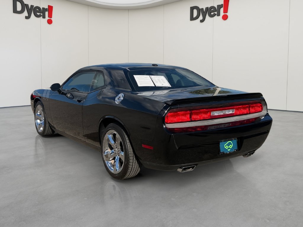 Used 2012 Dodge Challenger R/T Plus RWD image 3