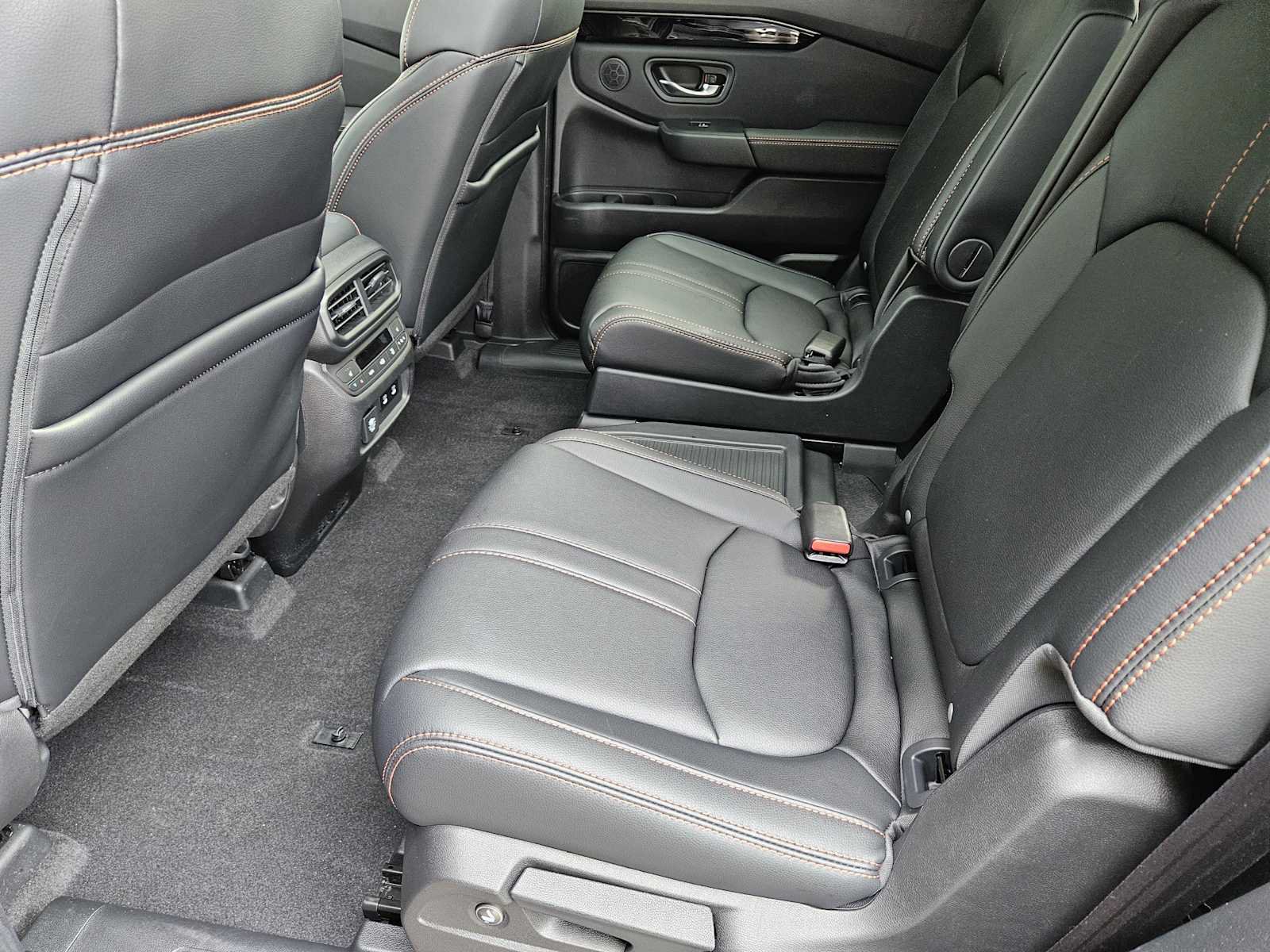 Certified 2026 Honda Pilot TrailSport image 30