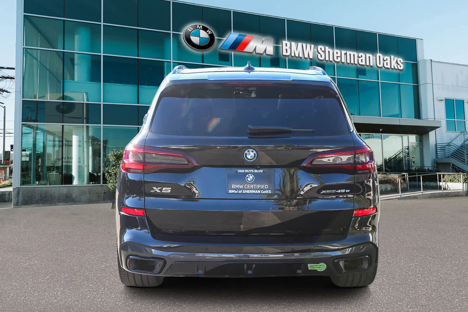 Certified 2023 BMW X5 xDrive45e w/ M Sport Package image 5