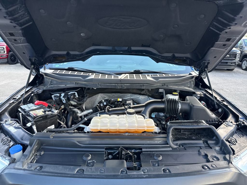 Certified 2022 Ford F150 XLT w/ Equipment Group 302A High image 32