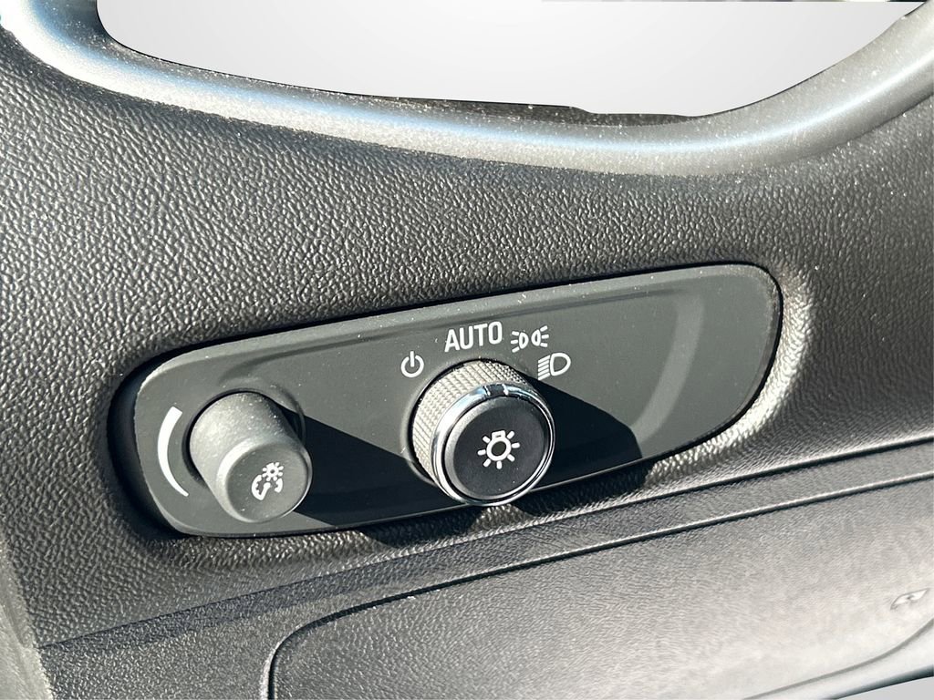 Used 2024 Chevrolet Malibu RS image 31