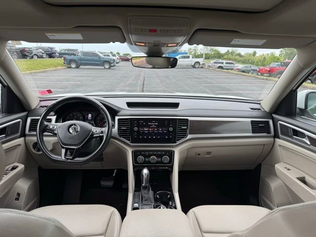 Used 2018 Volkswagen Atlas SEL AWD/4WD image 16