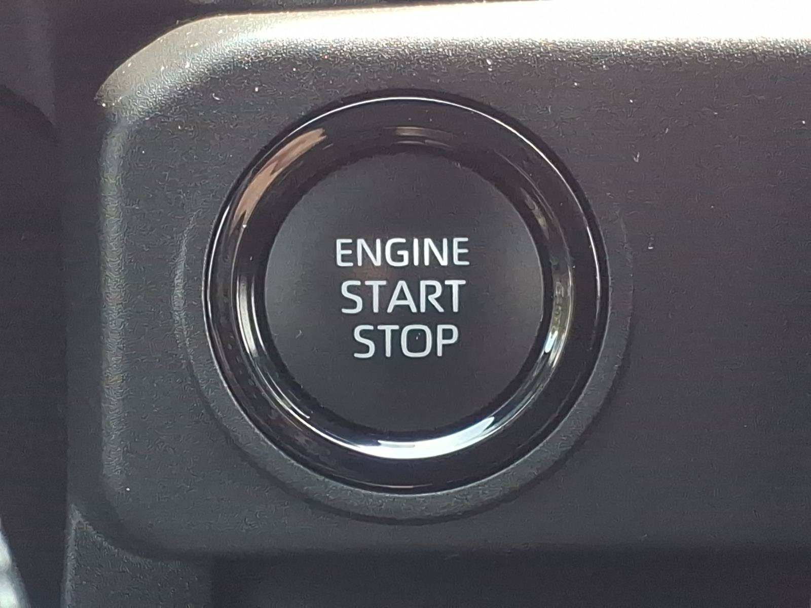 Used 2024 Toyota Tacoma SR AWD/4WD image 21