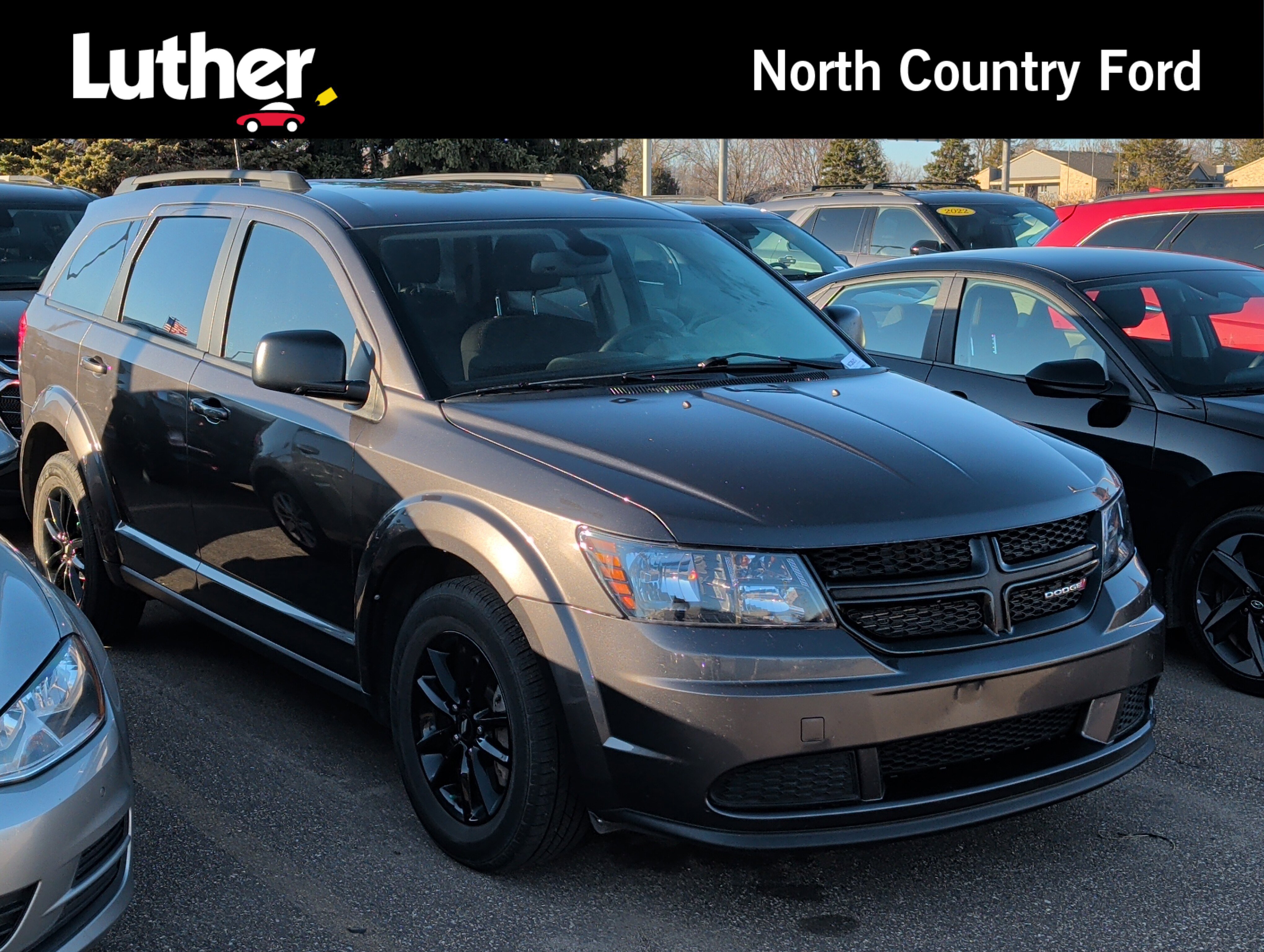 Used 2020 Dodge Journey SE w/ Blacktop Package image 1
