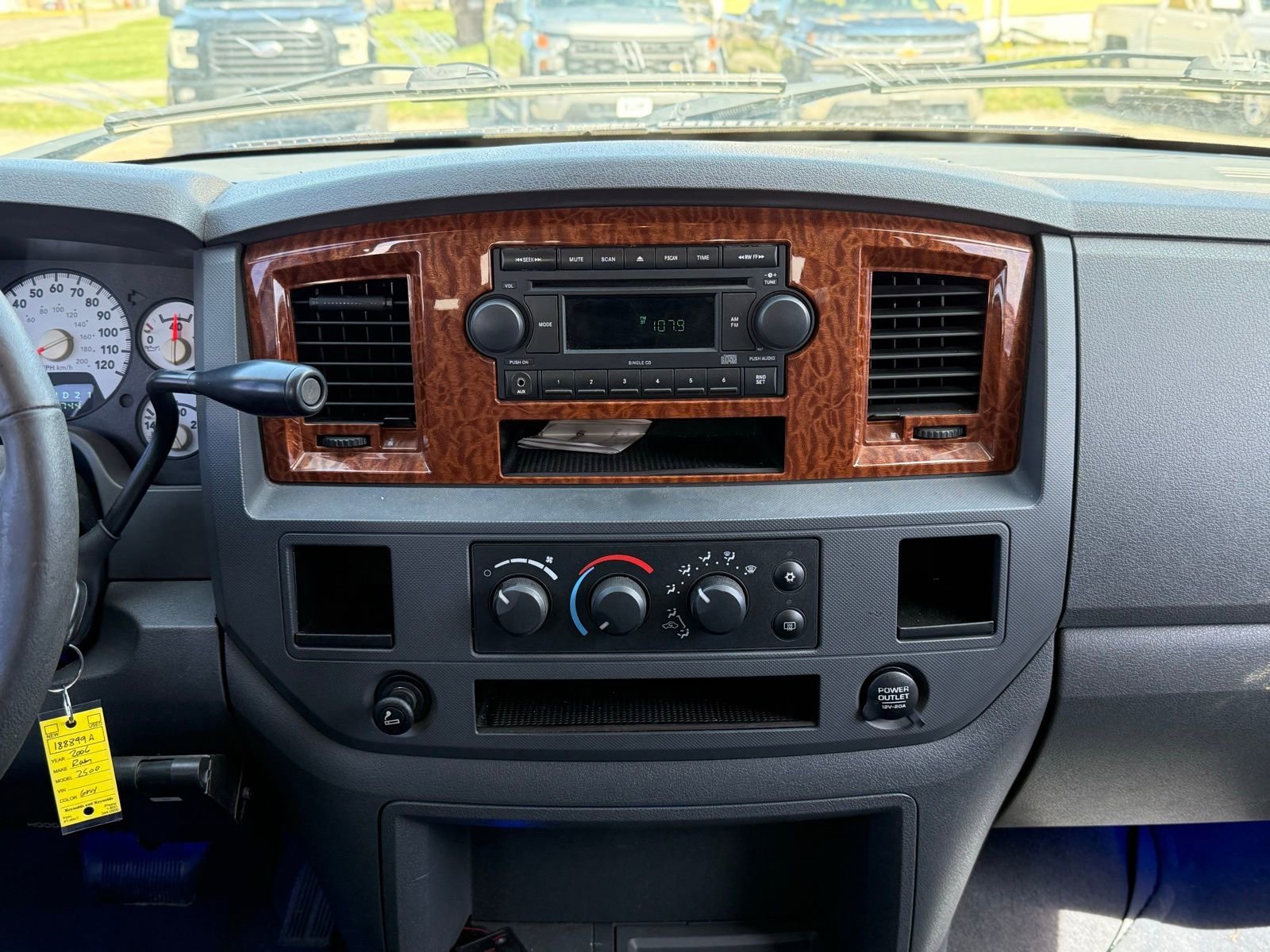 Used 2006 Dodge Ram 3500 Truck SLT w/ Quad Cab Big Horn Value Group image 18