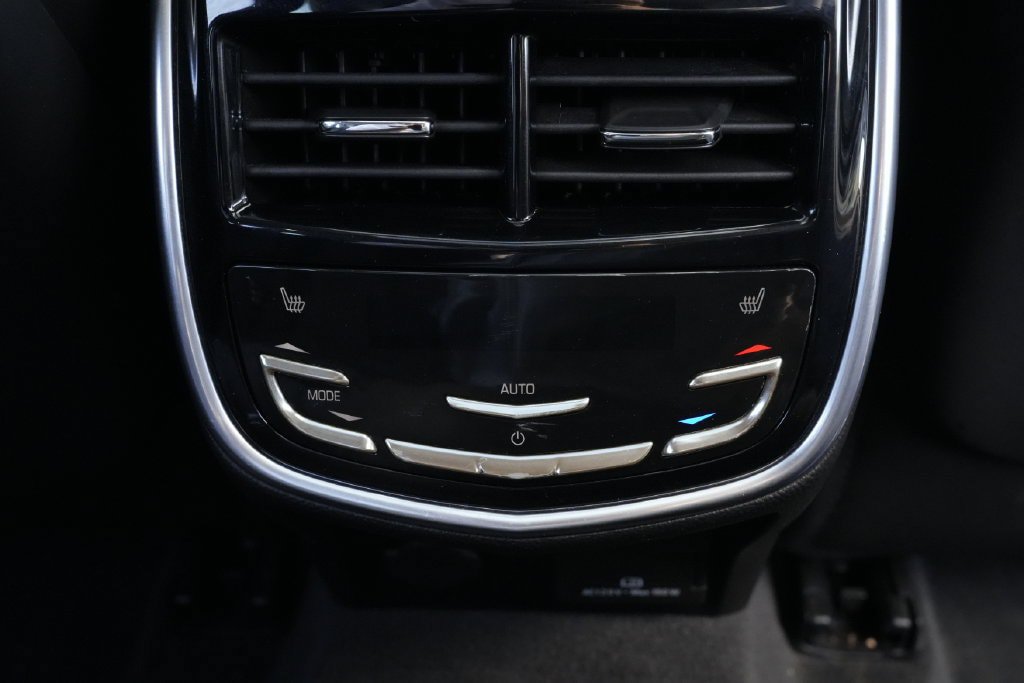 Used 2014 Cadillac XTS Premium AWD/4WD image 42