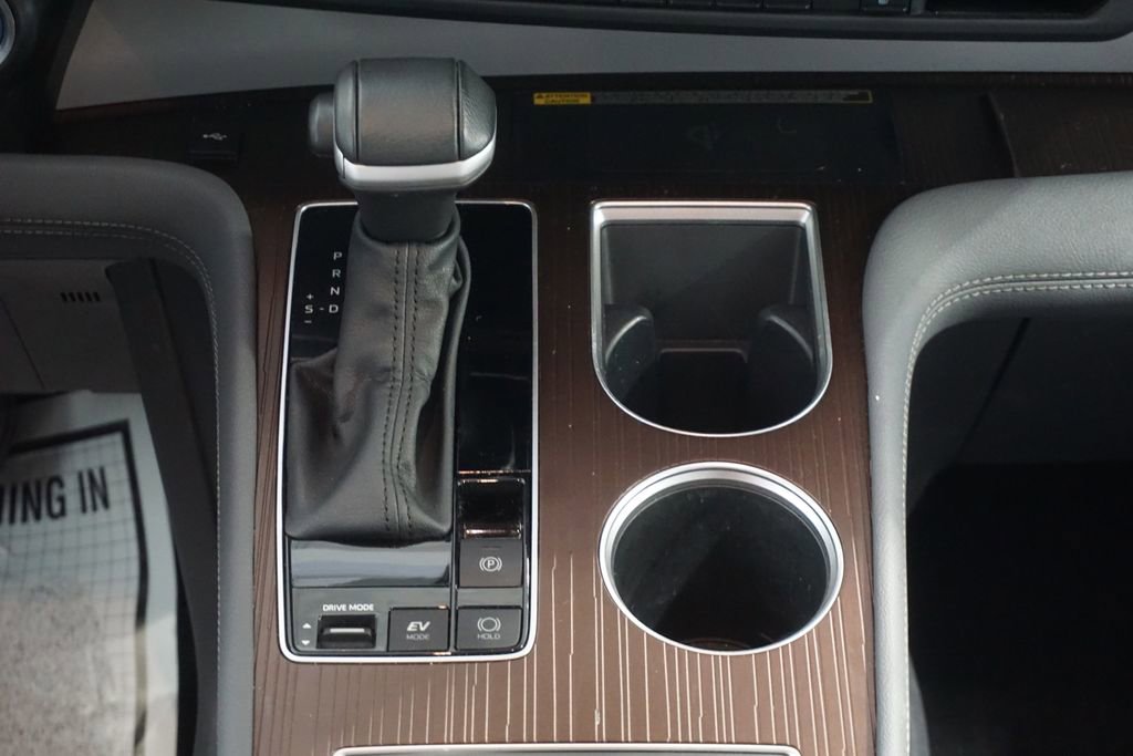 Used 2024 Toyota Sienna XLE w/ XLE Plus Package image 31