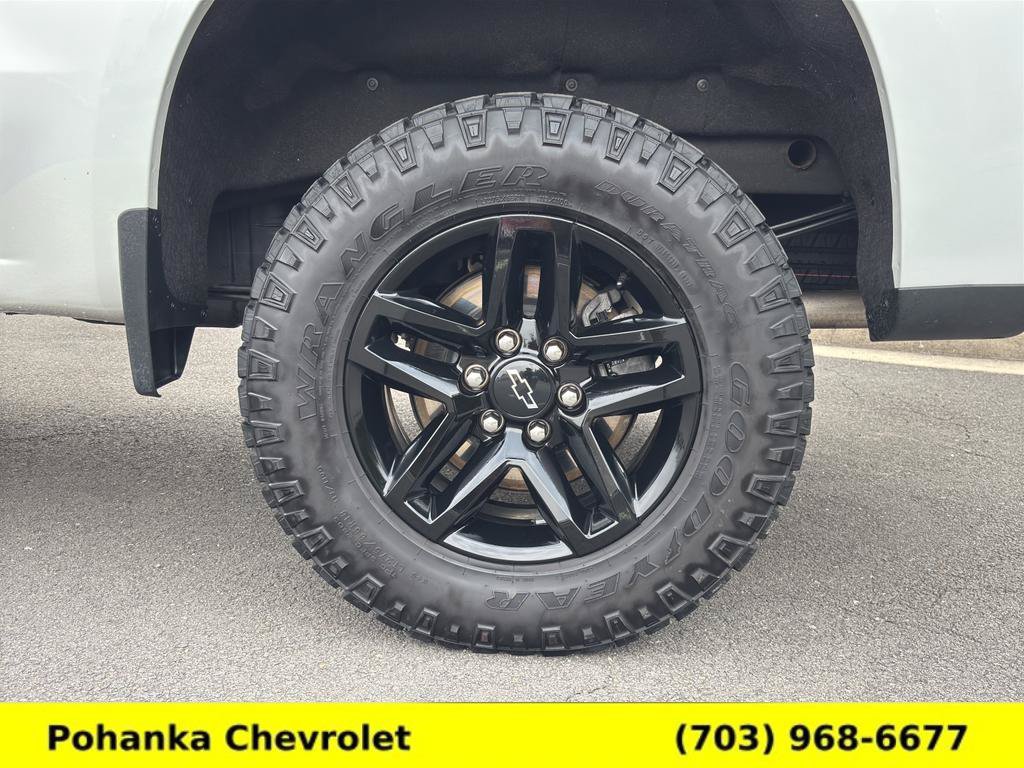 Used 2022 Chevrolet Silverado 1500 LT Trail Boss AWD/4WD image 29
