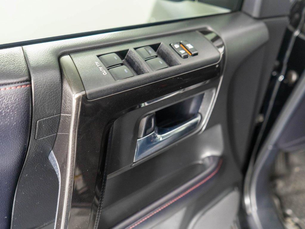 Used 2018 Toyota 4Runner TRD Off-Road Premium image 24