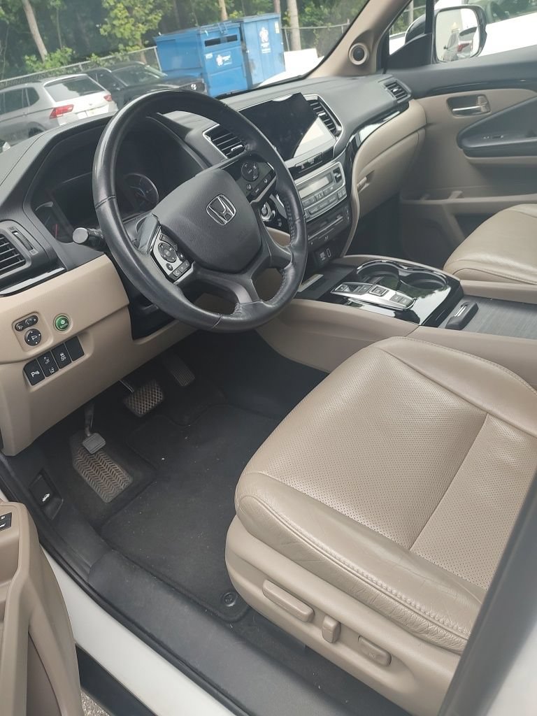 Used 2020 Honda Pilot Elite image 9