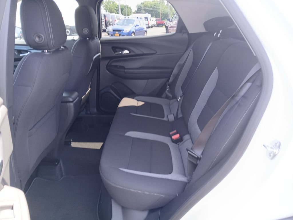New 2026 Chevrolet TrailBlazer LS w/ LS Convenience Package AWD/4WD image 24