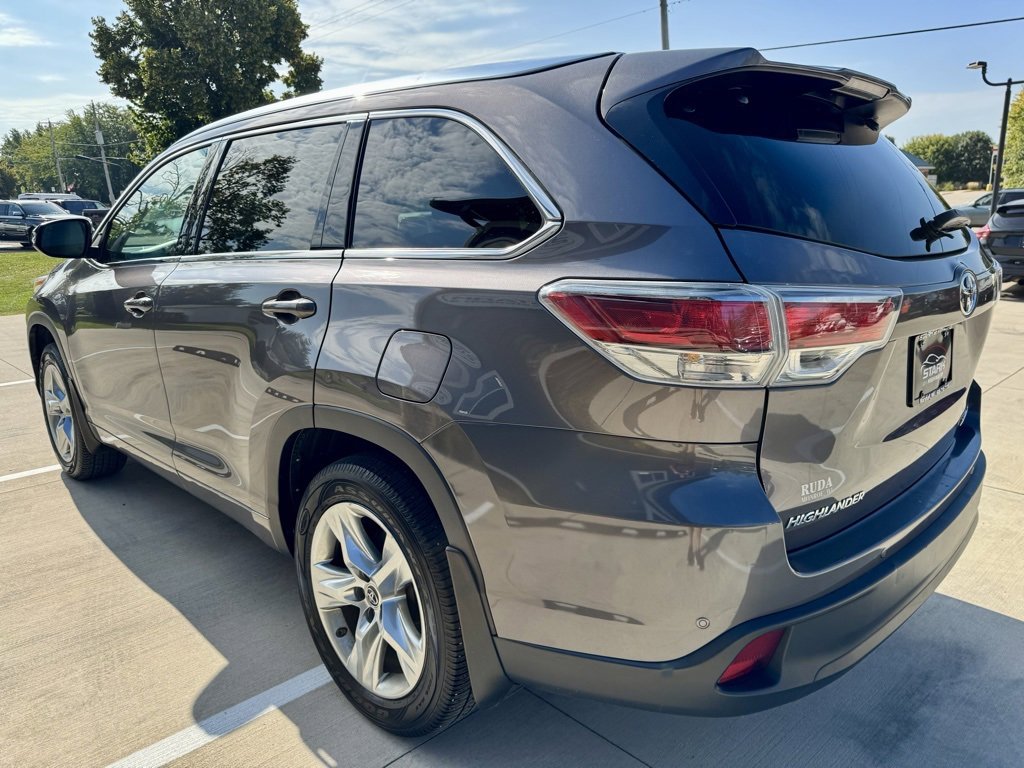 Used 2016 Toyota Highlander Limited image 5