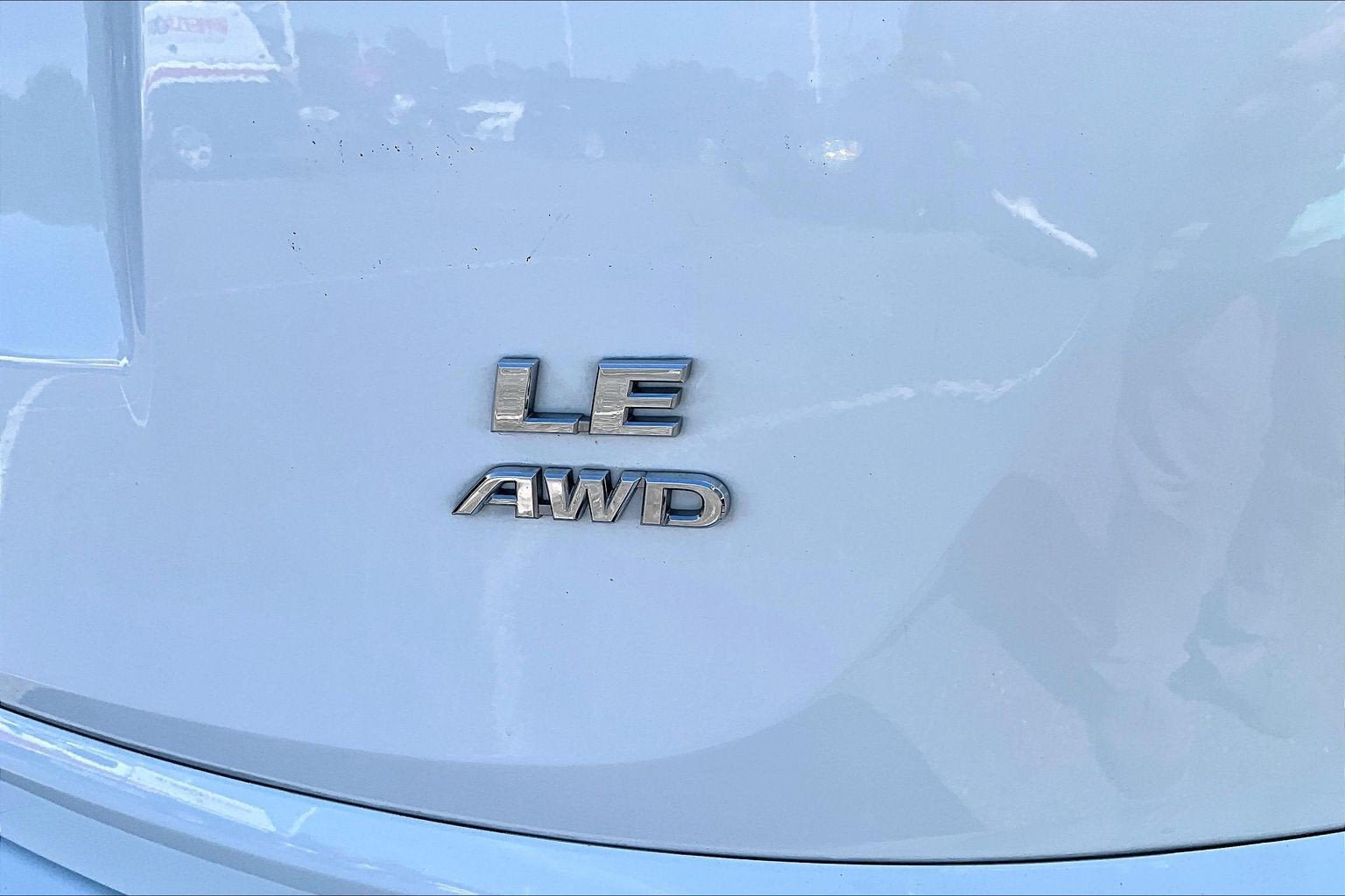 Used 2016 Toyota RAV4 LE AWD/4WD image 8