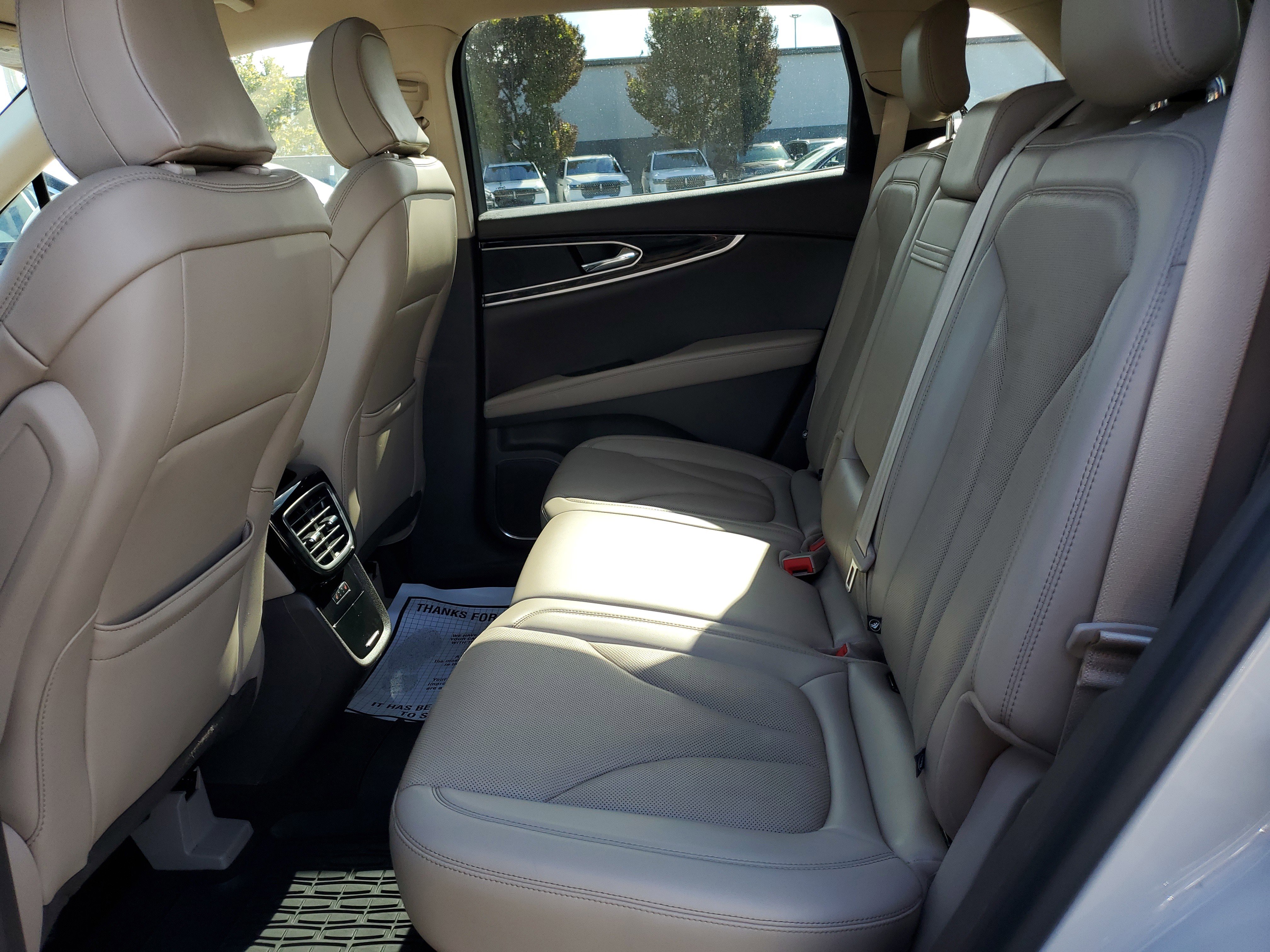 Certified 2022 Lincoln Nautilus Reserve image 12