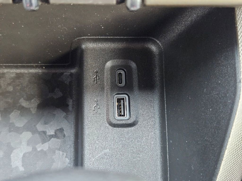 Certified 2024 Chevrolet Colorado W/T image 24