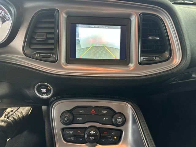 Used 2023 Dodge Challenger SXT image 22