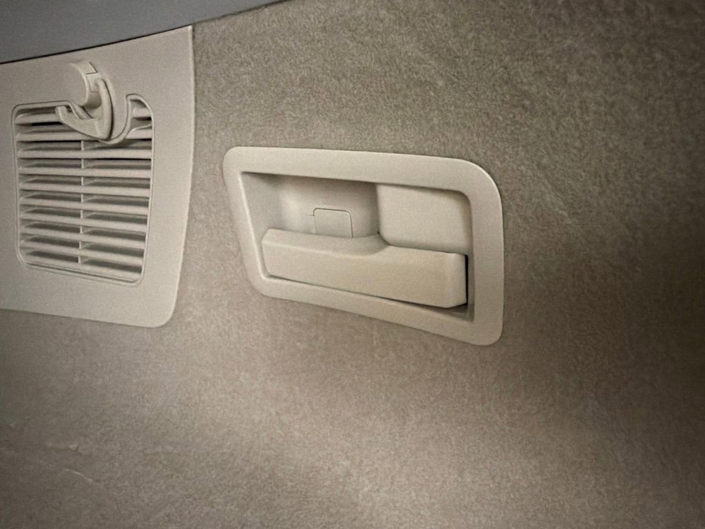 Used 2017 Nissan Murano SL AWD/4WD image 33