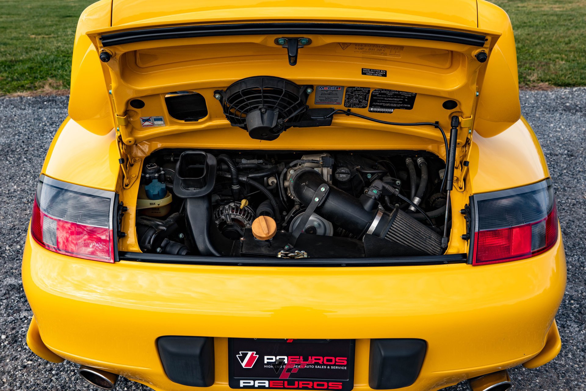 Used 2001 Porsche 911 Carrera 4 image 31