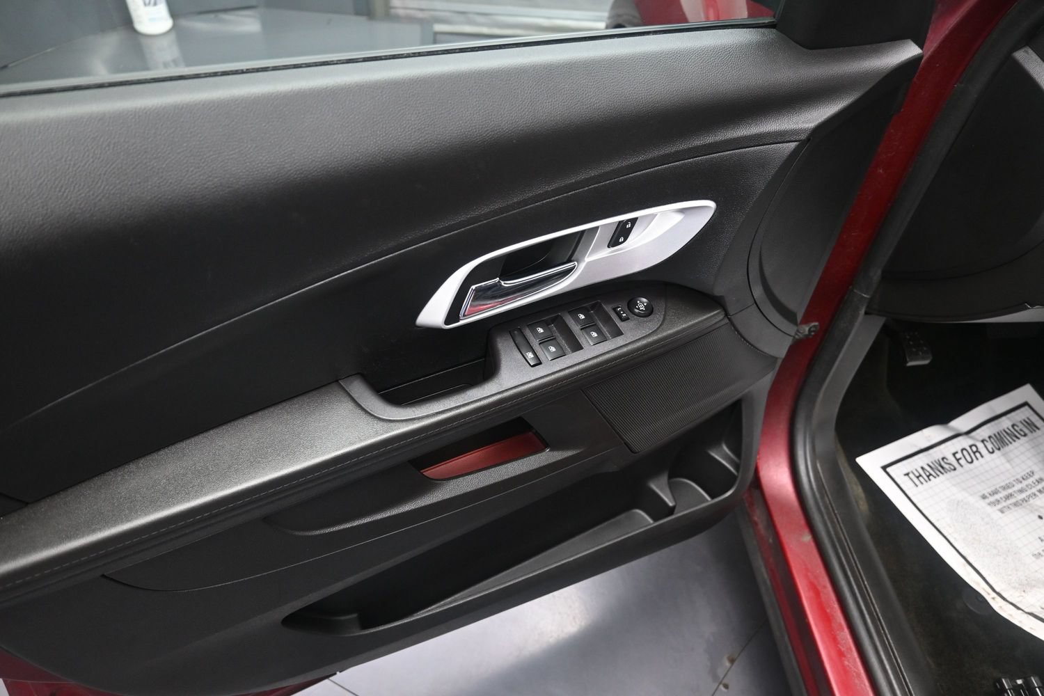 Used 2017 Chevrolet Equinox LT FWD image 23