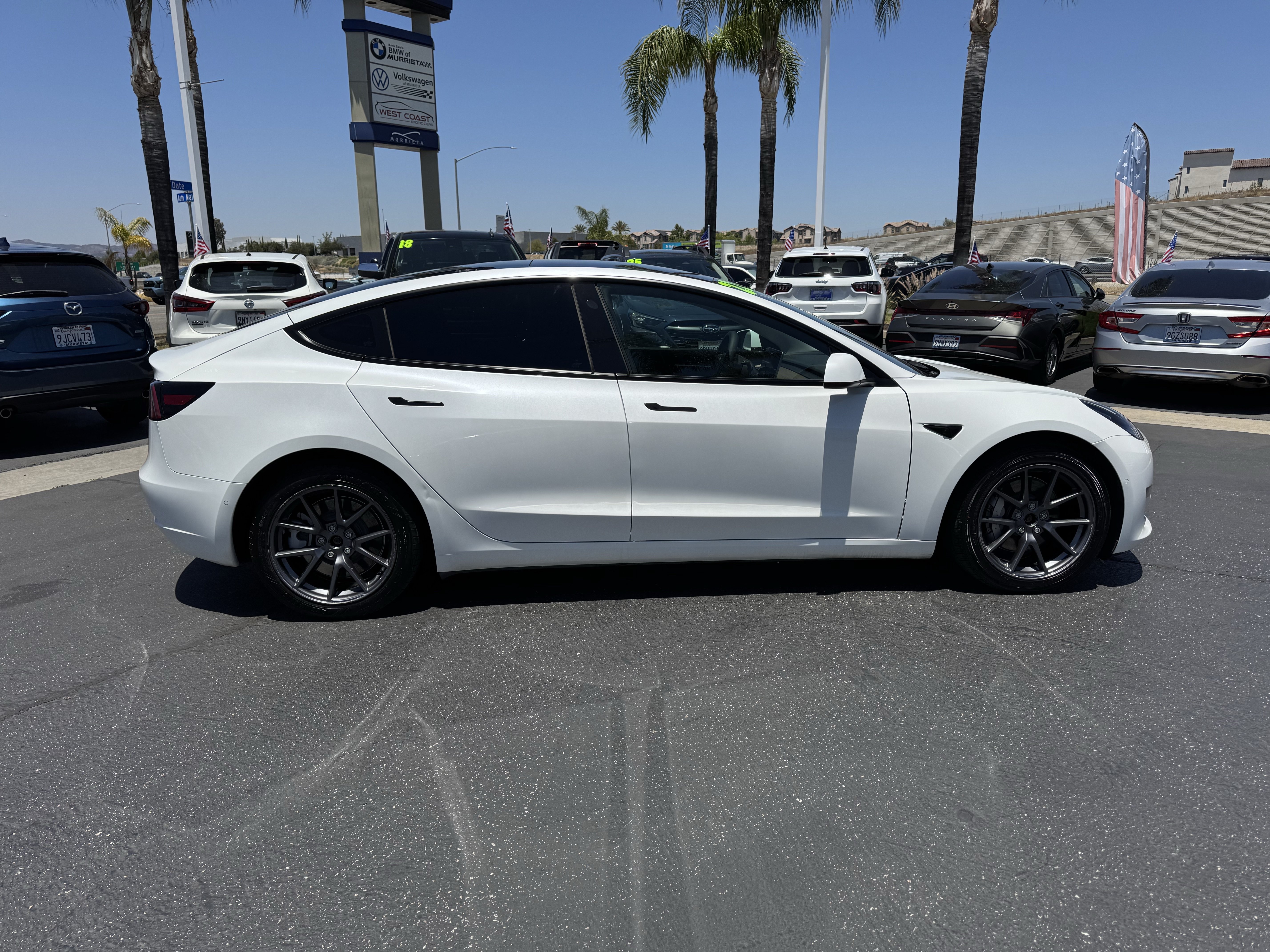 Used 2022 Tesla Model 3 Long Range AWD/4WD image 11