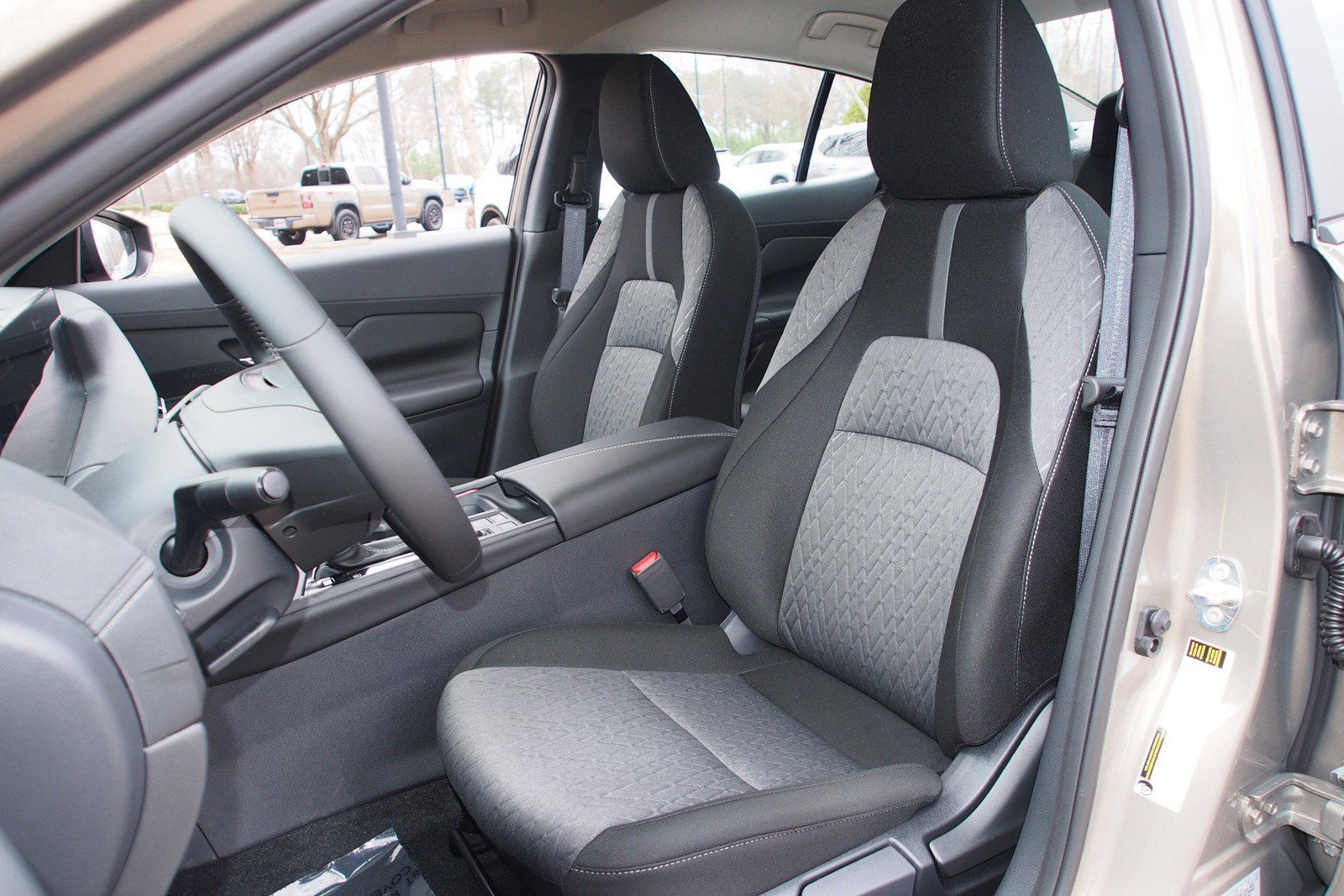 New 2026 Nissan Sentra SV w/ SV Convenience Package FWD image 15