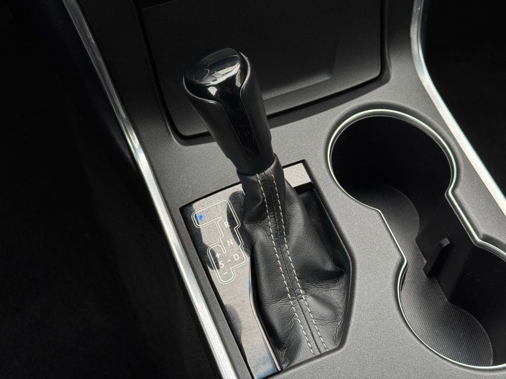 Used 2015 Toyota Camry XLE w/ Advanced Technology Package image 37