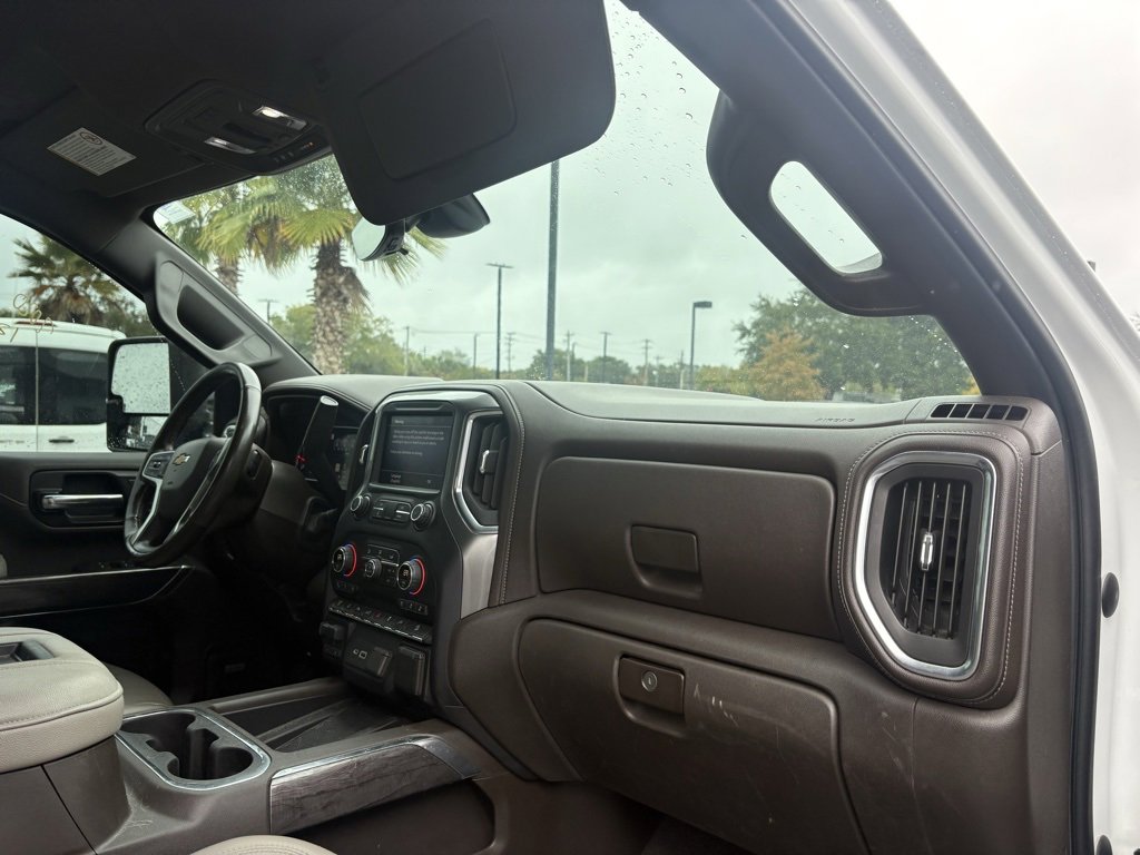 Used 2020 Chevrolet Silverado 2500 LTZ w/ LTZ Premium Package image 19