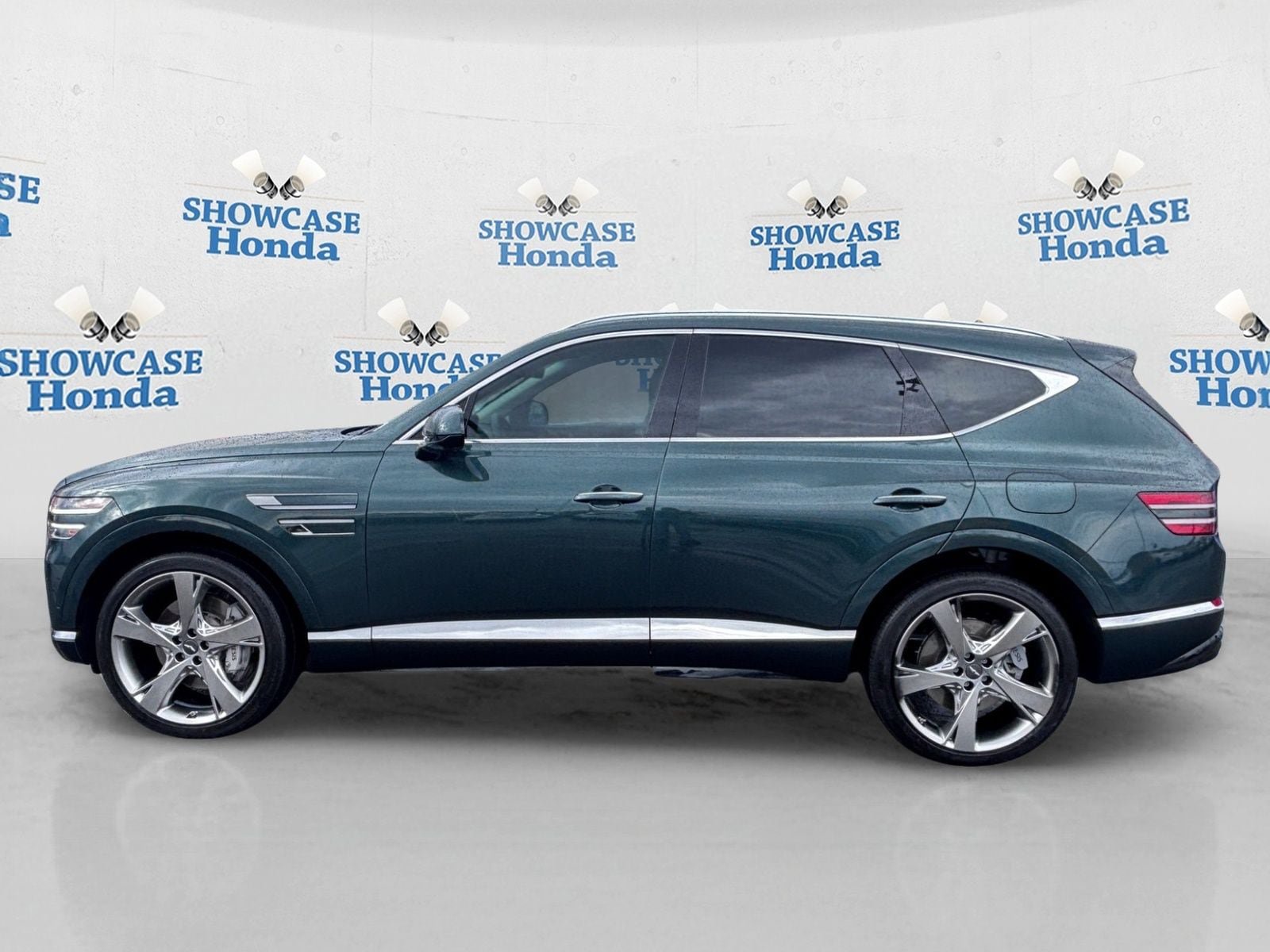 Used 2023 Genesis GV80 3.5T w/ Prestige Package AWD/4WD image 4