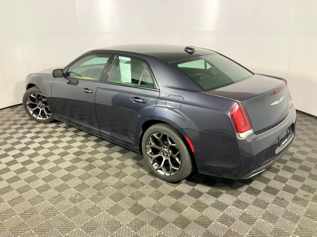 Used 2016 Chrysler 300 S RWD image 21