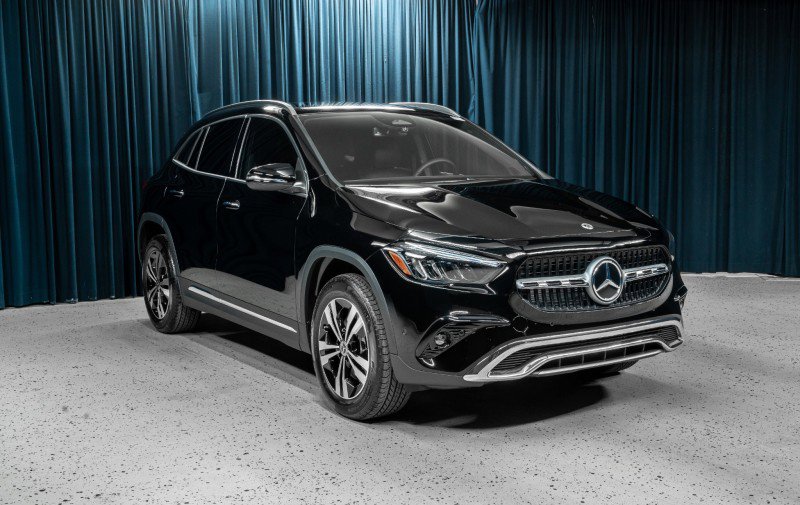 Certified 2025 Mercedes-Benz GLA 250 image 3