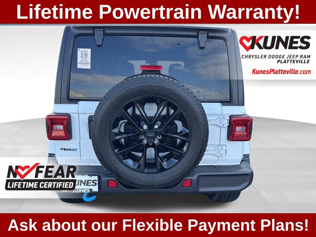 Used 2022 Jeep Wrangler Unlimited Sahara w/ Cold Weather Group image 5