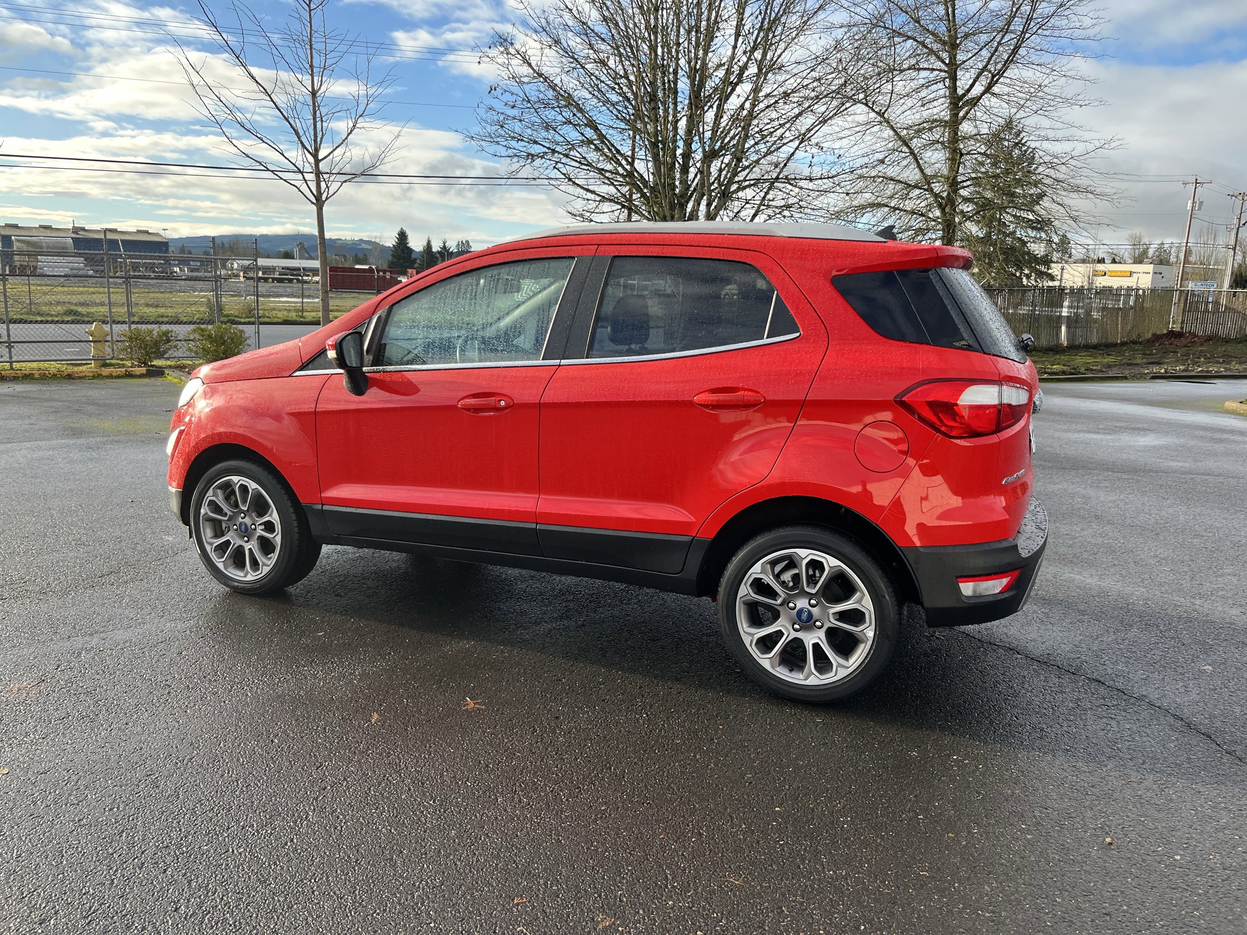 Used 2021 Ford EcoSport Titanium image 3