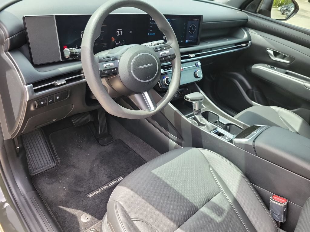 Used 2026 Hyundai Santa Cruz SEL FWD image 10