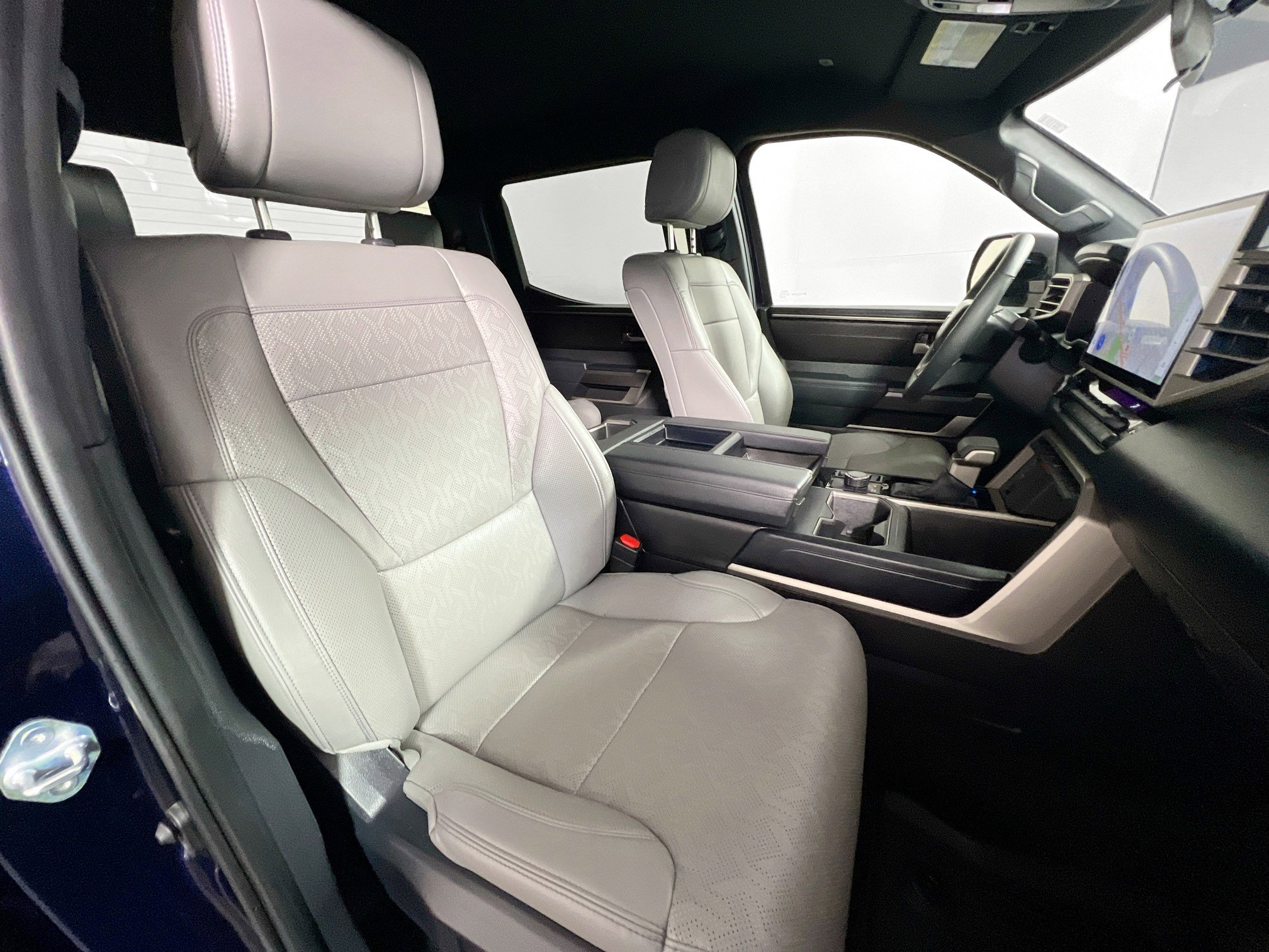 Used 2025 Toyota Tundra SR5 image 31