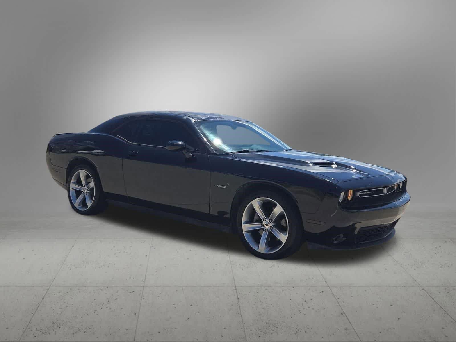 Used 2017 Dodge Challenger R/T w/ Sound Group RWD image 8