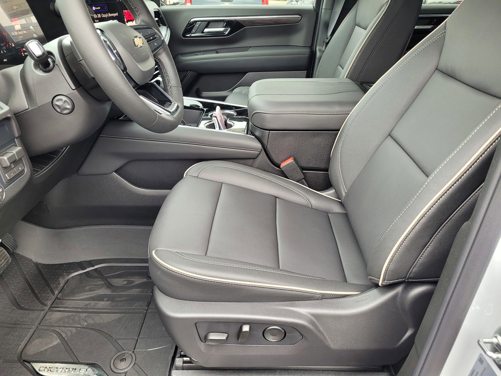 New 2026 Chevrolet Tahoe Premier image 9