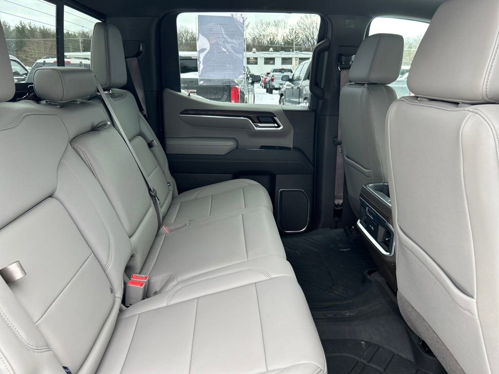 Used 2022 GMC Sierra 1500 SLT w/ SLT Convenience Package image 14