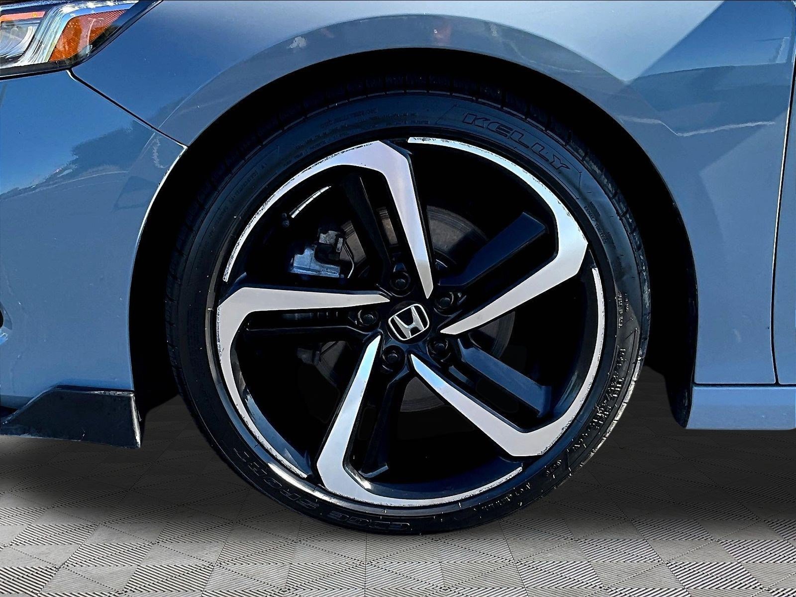 Used 2021 Honda Accord Sport image 34