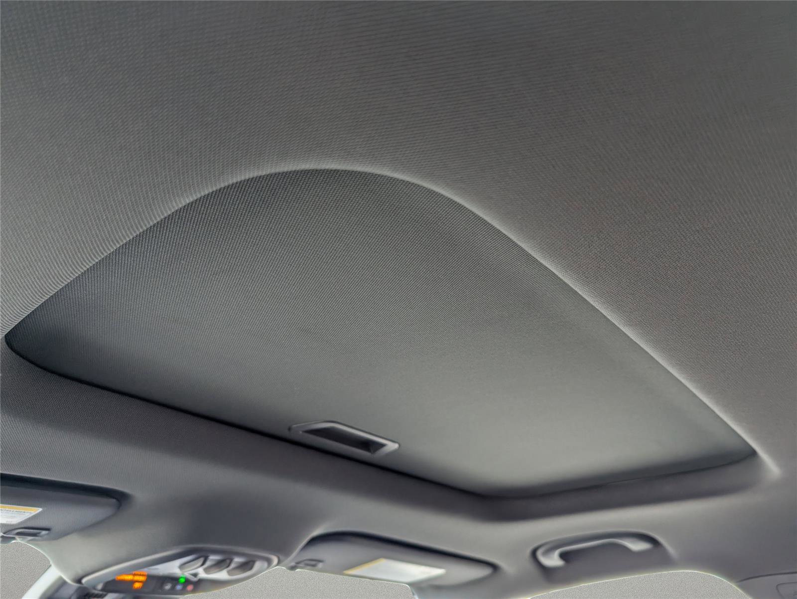 New 2026 Chevrolet Trax RS w/ Sunroof Package image 23