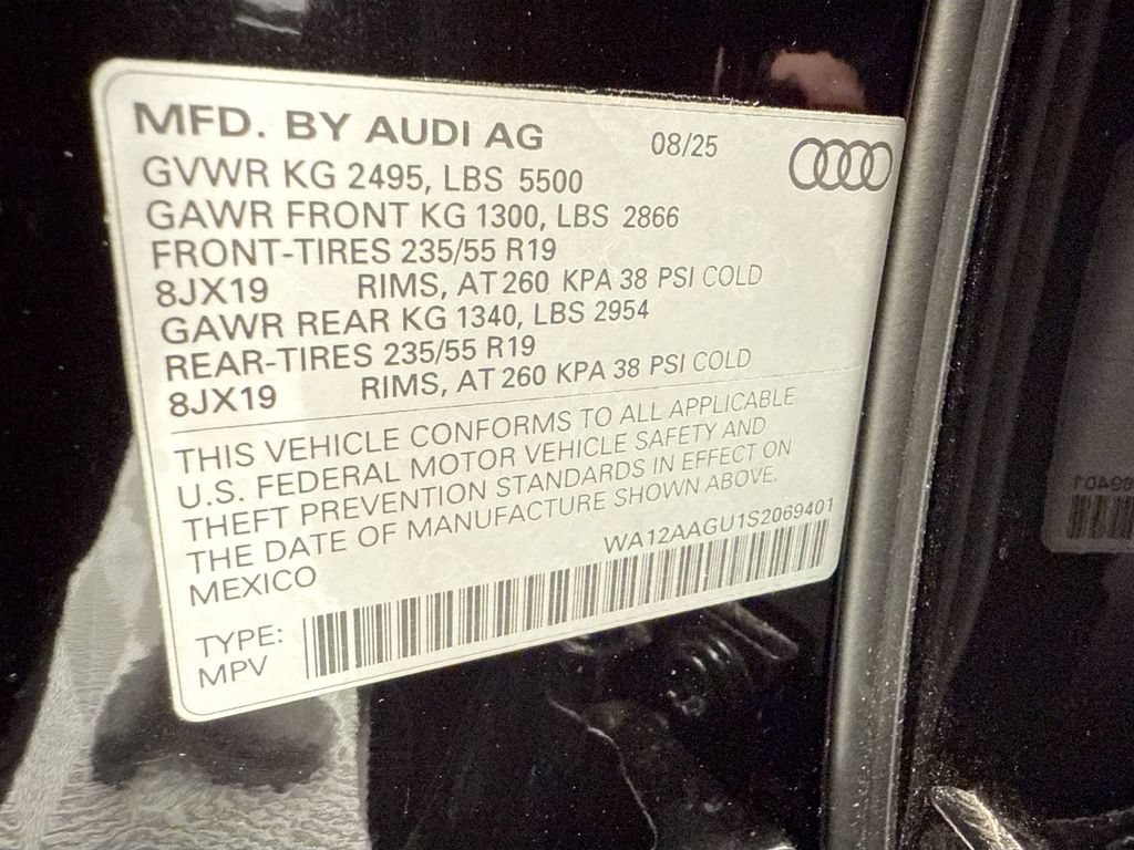 Certified 2025 Audi Q5 Premium Plus w/ Premium Plus AWD/4WD image 35