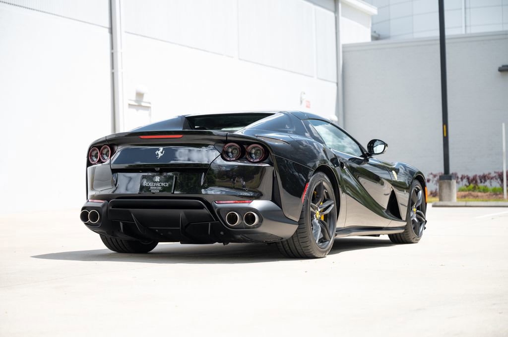 Used 2022 Ferrari 812 GTS RWD image 12