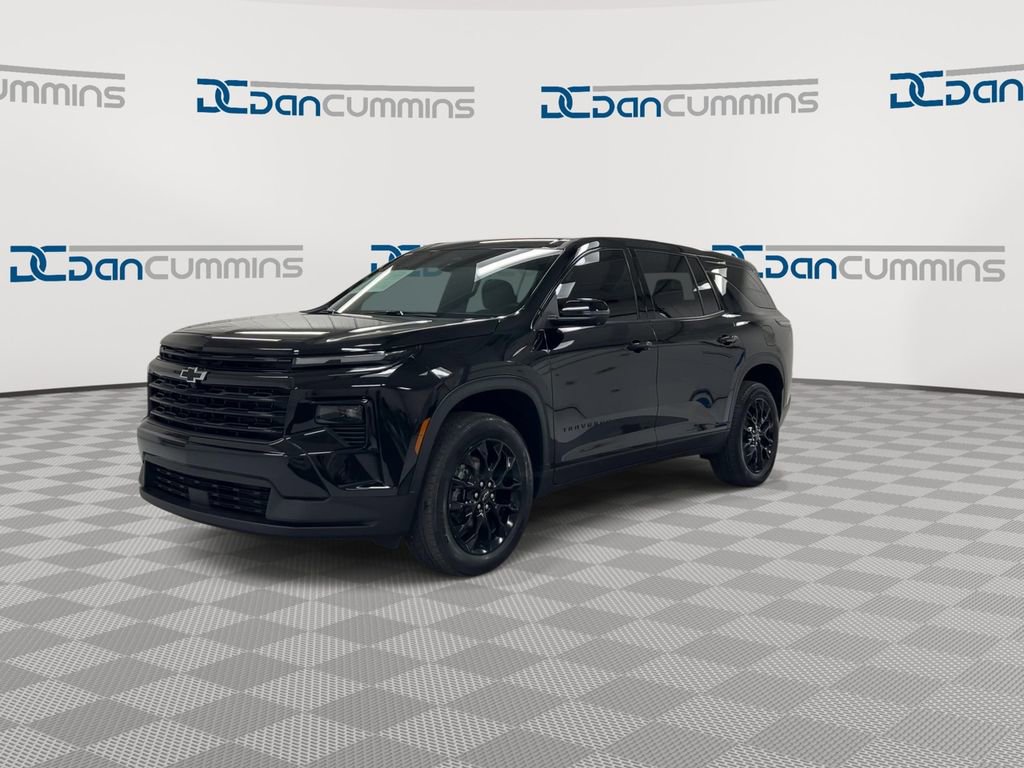 Used 2024 Chevrolet Traverse LS w/ Midnight/Sport Edition image 4