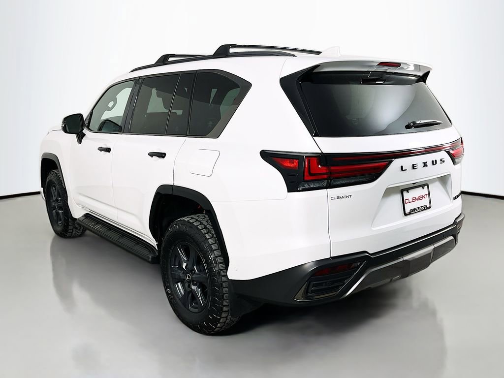 Used 2025 Lexus LX 700h Overtrail AWD/4WD image 9
