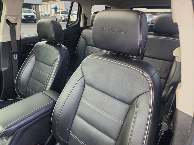 Used 2022 GMC Acadia Denali w/ Black Diamond Edition image 11