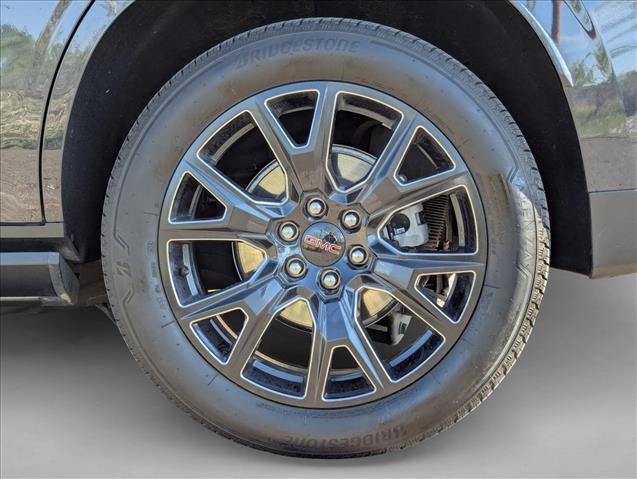 Used 2024 GMC Yukon Denali Ultimate AWD/4WD image 26